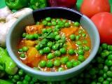 Green peas and chicken